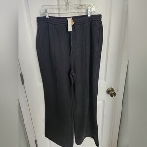 NWT PINK Wide Leg Black Jogger Pants
